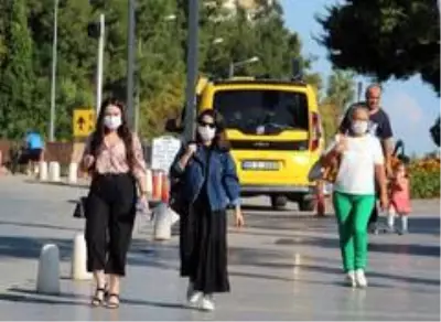 Yağmur ve fırtınaya yerini deniz keyfine bıraktı Yağmur ve fırtınaya yerini deniz keyfine bıraktı