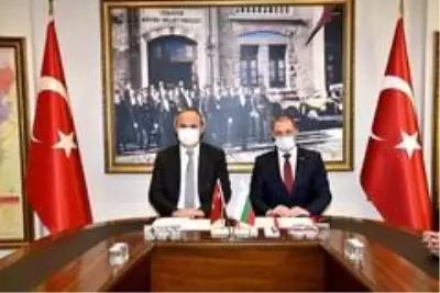 Edirne ile Bulgaristan'ın Eski Cuma kenti arasında iş birliği protokolü imzalandı Edirne ile Bulgaristan'ın Eski Cuma kenti arasında iş birliği protokolü imzalandı