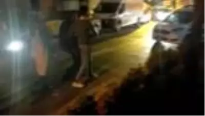 Esenler'de eşi tarafından bıçaklanan kadın ağır yaralandı Esenler'de eşi tarafından bıçaklanan kadın ağır yaralandı