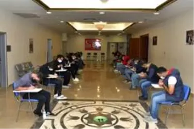 Esenyurt'ta 200 kişinin daha yüzü güldü