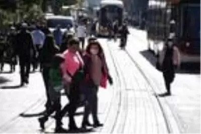 150 kişiyi koronaya kurban veren kentimizde tedbirlere uyulmaması korkutuyor 150 kişiyi koronaya kurban veren kentimizde tedbirlere uyulmaması korkutuyor
