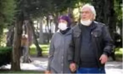Bakan Koca'nın 'Vaka sayıları artıyor' dediği kentte tedbirlere uyulmaması korkutuyor Bakan Koca'nın 'Vaka sayıları artıyor' dediği kentte tedbirlere uyulmaması korkutuyor