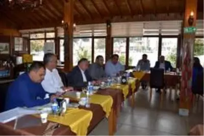 Germencik Belediye Başkanı Öndeş, muhtarlarla buluştu Germencik Belediye Başkanı Öndeş, muhtarlarla buluştu