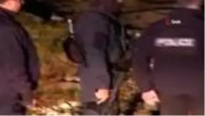 - Gürcistan'da rehine krizinde parayı alan soyguncu kaçtı- Soyguncuyu arama çalışmaları sürüyor - Gürcistan'da rehine krizinde parayı alan soyguncu kaçtı- Soyguncuyu arama çalışmaları sürüyor
