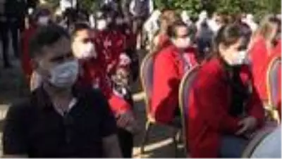 İzmir'de 'Uygulamalı Çiftçi Okulu' açıldı İzmir'de 'Uygulamalı Çiftçi Okulu' açıldı
