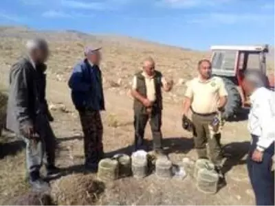 Kaçak avlanan 5 kişiye 19 bin 635 TL para cezası kesildi Kaçak avlanan 5 kişiye 19 bin 635 TL para cezası kesildi