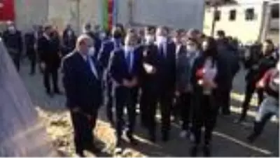 Kamu Başdenetçisi Malkoç, saldırıya uğrayan sivil yerleşim bölgesini ziyaret etti Kamu Başdenetçisi Malkoç, saldırıya uğrayan sivil yerleşim bölgesini ziyaret etti