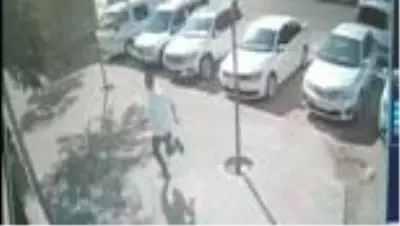 Kapkaç anı güvenlik kamerasına yansıyan şüpheli yakalandı - KAHRAMANMARAŞ Kapkaç anı güvenlik kamerasına yansıyan şüpheli yakalandı - KAHRAMANMARAŞ