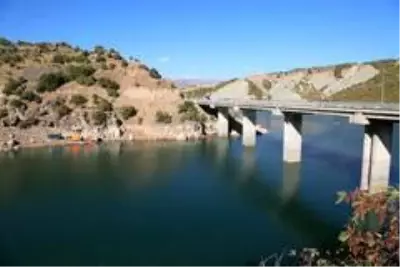 Kayıp Gülistan'ı arama çalışmaları genişletildi Kayıp Gülistan'ı arama çalışmaları genişletildi