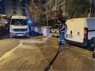 Keçiören'in sokakları Kovid-19'a karşı haftada en az bir kez yıkanıyor Keçiören'in sokakları Kovid-19'a karşı haftada en az bir kez yıkanıyor