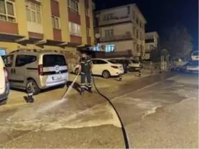 Keçiören'in sokakları Kovid-19'a karşı haftada en az bir kez yıkanıyor Keçiören'in sokakları Kovid-19'a karşı haftada en az bir kez yıkanıyor