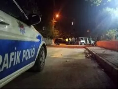 Kocaeli'de hafif ticari araç ile cip çarpıştı: 3 yaralı Kocaeli'de hafif ticari araç ile cip çarpıştı: 3 yaralı