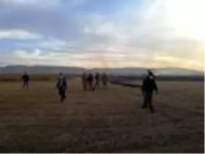 Kuş cenneti Cil Gölü'nde 10 dekarlık alan küle döndü Kuş cenneti Cil Gölü'nde 10 dekarlık alan küle döndü
