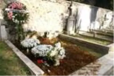 Markar Esayan son yolculuğuna uğurlandı Markar Esayan son yolculuğuna uğurlandı