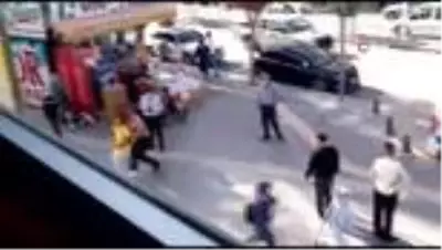 Son dakika haberleri | Maske takmayan şahıs ceza yememek için polisten kaçmaya çalıştı Son dakika haberleri | Maske takmayan şahıs ceza yememek için polisten kaçmaya çalıştı