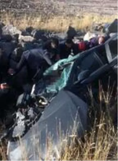 Son dakika haberleri | Nevşehir'de otomobil şarampole devrildi: 1 ölü, 2 yaralı Son dakika haberleri | Nevşehir'de otomobil şarampole devrildi: 1 ölü, 2 yaralı