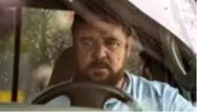Oscar ödüllü Russell Crowe 'Dengesiz'le beyazperdede Oscar ödüllü Russell Crowe 'Dengesiz'le beyazperdede