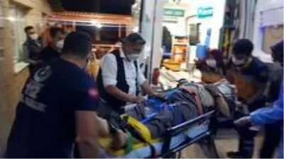 Şarampole uçan traktör sürücüsü ağır yaralandı Şarampole uçan traktör sürücüsü ağır yaralandı