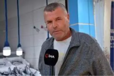 Sinop'ta 3 günlük kötü hava balık fiyatlarını 3'e katladı Sinop'ta 3 günlük kötü hava balık fiyatlarını 3'e katladı