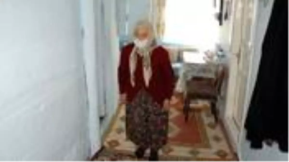 Koronavirüsü yenen 96 yaşındaki kadın: Gençlikte çok fazla pırasa, soğan ve yeşil biber yedim