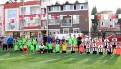 Toroslar'da Cumhuriyet Kupası Minikler Futbol Turnuvası heyecanı Toroslar'da Cumhuriyet Kupası Minikler Futbol Turnuvası heyecanı