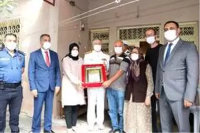Toroslar'ın iki şehidinin ailelerine 'Şahadet Belgesi' verildi Toroslar'ın iki şehidinin ailelerine 'Şahadet Belgesi' verildi