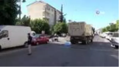 Turistin feci ölümü...Hafriyat kamyonunun altında kalan yabancı uyruklu kadın feci şekilde can verdi Turistin feci ölümü...Hafriyat kamyonunun altında kalan yabancı uyruklu kadın feci şekilde can verdi