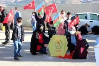 Uçurtmalarını Karabağ için uçurdular Uçurtmalarını Karabağ için uçurdular