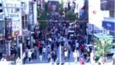 Vakaların arttığı İzmir'de korkutan görüntüler Vakaların arttığı İzmir'de korkutan görüntüler