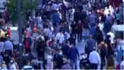 Vakaların arttığı İzmir'de korkutan görüntüler Vakaların arttığı İzmir'de korkutan görüntüler