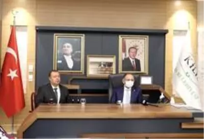 Yeni seçilen belediye başkanını ilk olarak Cumhurbaşkanı Erdoğan kutladı Yeni seçilen belediye başkanını ilk olarak Cumhurbaşkanı Erdoğan kutladı