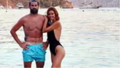 Zeynep Sever Demirel, Volkan Demirel'le tanışma hikayesini anlattı: Futbolcu denince istemedim Zeynep Sever Demirel, Volkan Demirel'le tanışma hikayesini anlattı: Futbolcu denince istemedim