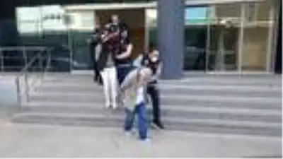 Son dakika haber... 70 yaşında, uyuşturucu ticaretinden gözaltına alındı Son dakika haber... 70 yaşında, uyuşturucu ticaretinden gözaltına alındı