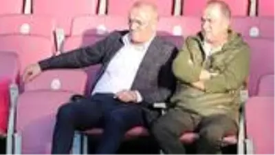 Abdurrahim Albayrak'ın istifa kararı aldığı, erken seçim şartıyla vazgeçtiği ortaya çıktı Abdurrahim Albayrak'ın istifa kararı aldığı, erken seçim şartıyla vazgeçtiği ortaya çıktı