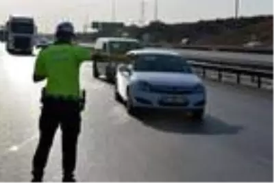 Adana'da helikopterli 'maske' uygulaması Adana'da helikopterli 'maske' uygulaması