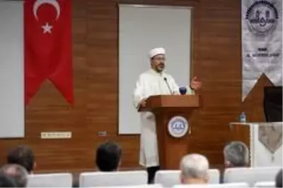 Ali Erbaş: 'İyiliğin de huzurun da teminatı olmamız gerekiyor' Ali Erbaş: 'İyiliğin de huzurun da teminatı olmamız gerekiyor'