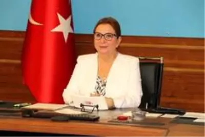 Bakan Pekcan : Küresel ekonomide yüzde 4.4 oranında küçülme öngörülüyor Bakan Pekcan : Küresel ekonomide yüzde 4.4 oranında küçülme öngörülüyor