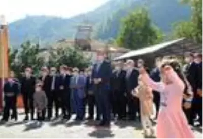 Son dakika haberleri... Bakan Selçuk, Ülper Köyü İlkokulu'nu ziyaret etti Son dakika haberleri... Bakan Selçuk, Ülper Köyü İlkokulu'nu ziyaret etti