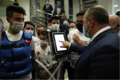 Bakan Varank Doğu Anadolu Gözlemevi'nde Bakan Varank Doğu Anadolu Gözlemevi'nde