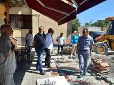 Başkan Yanmaz esnafla hasbihal etti Başkan Yanmaz esnafla hasbihal etti