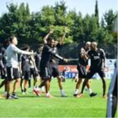 Beşiktaş'ta Denizlispor maçı hazırlıkları sürüyor Beşiktaş'ta Denizlispor maçı hazırlıkları sürüyor