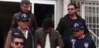 İstanbul: Çetinkaya'yı başına ütüyle vurup, yastıkla boğan sanığa ağırlaştırılmış müebbet İstanbul: Çetinkaya'yı başına ütüyle vurup, yastıkla boğan sanığa ağırlaştırılmış müebbet