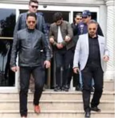 Çetinkaya'yı başına ütüyle vurup, yastıkla boğan sanığa ağırlaştırılmış müebbet Çetinkaya'yı başına ütüyle vurup, yastıkla boğan sanığa ağırlaştırılmış müebbet