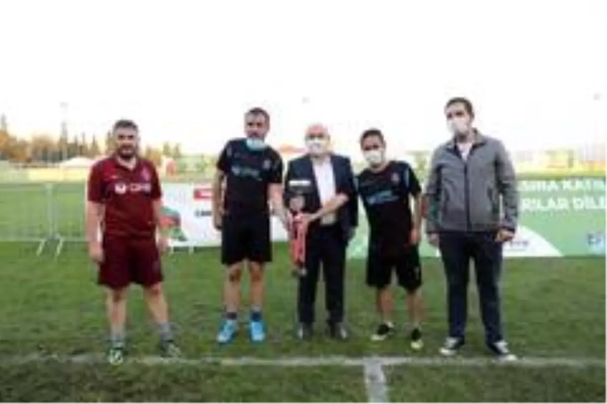 Darıca'da Ayak Tenisi turnuvası sona erdi