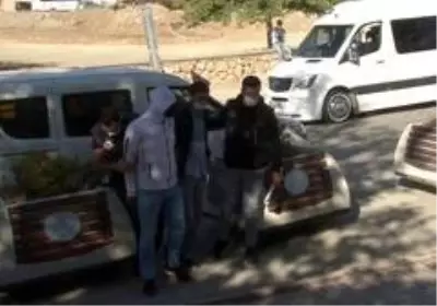 Elazığ'da uyuşturucu taciri 1 şüpheli tutuklandı Elazığ'da uyuşturucu taciri 1 şüpheli tutuklandı