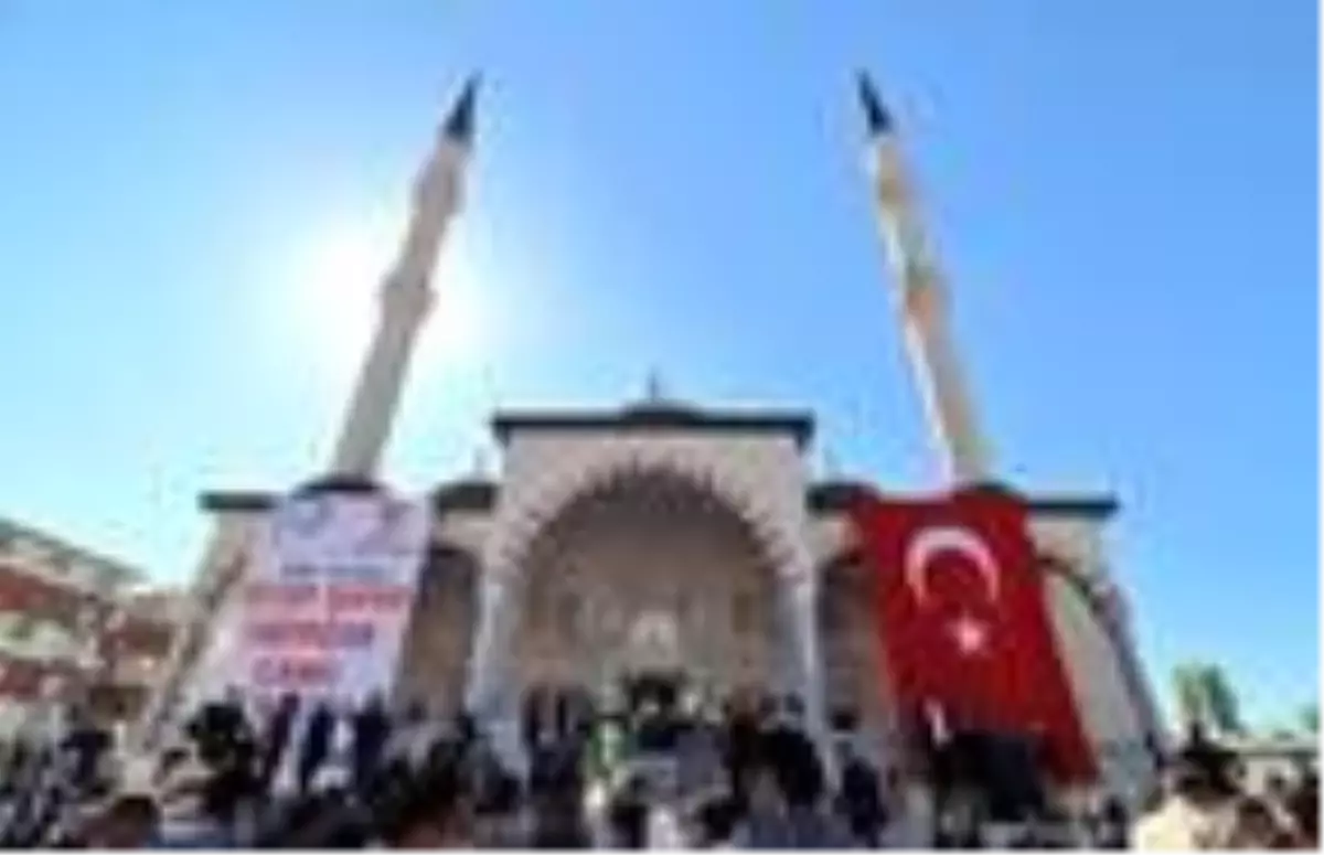 Diyanet İşleri Başkanı Erbaş Ağrı'da
