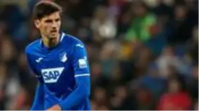 Eşinin doğum yaptığını öğrenen Hoffenheim'lı Grillitsch, maçı bırakıp hastaneye gitti Eşinin doğum yaptığını öğrenen Hoffenheim'lı Grillitsch, maçı bırakıp hastaneye gitti