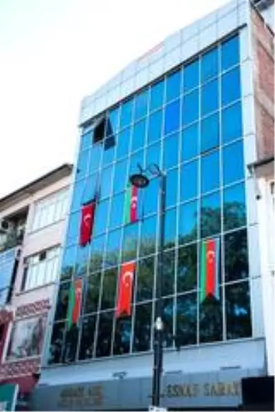 ESKKK'dan Azerbaycan'a bayraklı destek ESKKK'dan Azerbaycan'a bayraklı destek