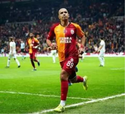 Galatasaray'da Feghouli ve Linnes Erzurumspor maçı kadrosunda yok Galatasaray'da Feghouli ve Linnes Erzurumspor maçı kadrosunda yok