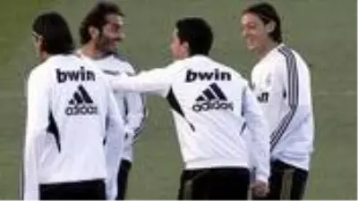Hamit Altıntop: Mesut Özil bu durumun altından en iyi şekilde kalkacaktır Hamit Altıntop: Mesut Özil bu durumun altından en iyi şekilde kalkacaktır